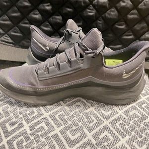 Nike zoom slightly used running shoes